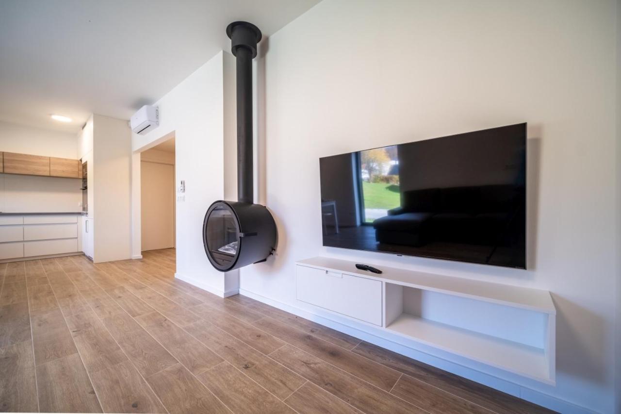 Holiday House U Hajenky 11P Lipno Home ليبنو ناد فلتافو المظهر الخارجي الصورة